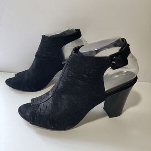 Madden Girl Beckie-S Black Suede Breathable Slink Back Heels Size 9